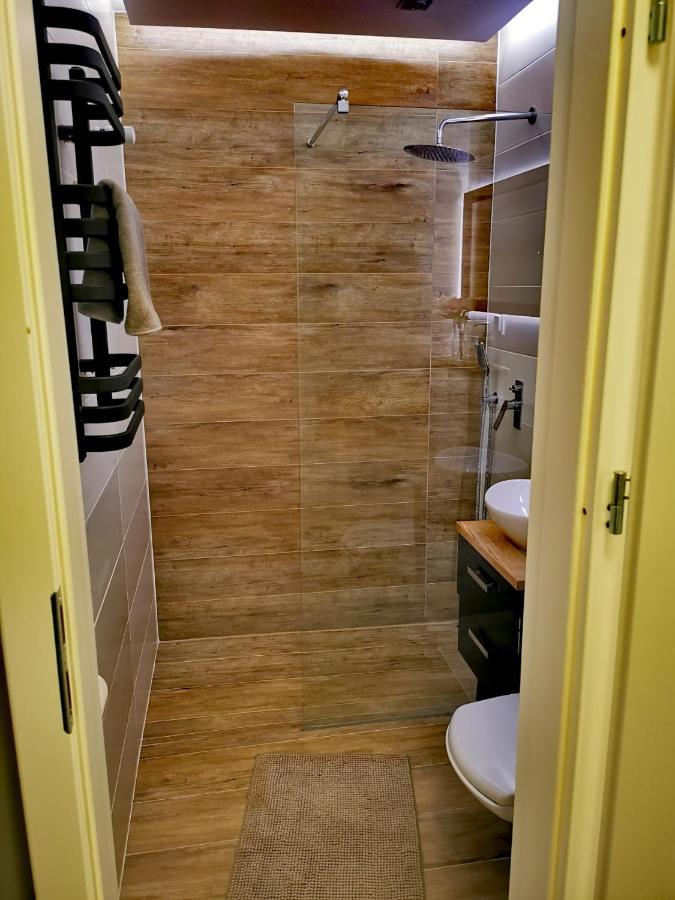 Apartament Przy Arsenale Wrocław Exterior foto